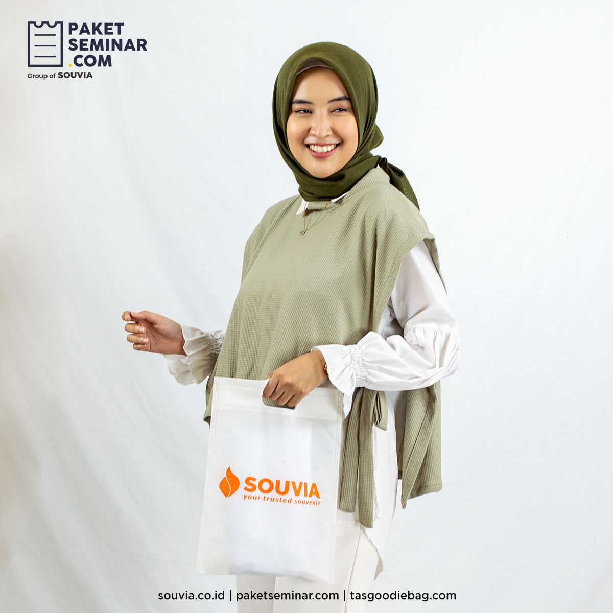 rekomendasi goodie bag kekinian berupa goodie bag spunbond