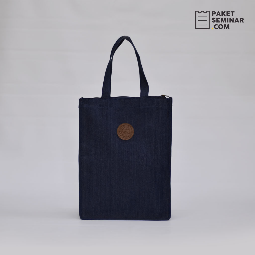 rekomendasi goodie bag promosi berupa goodie bag denim