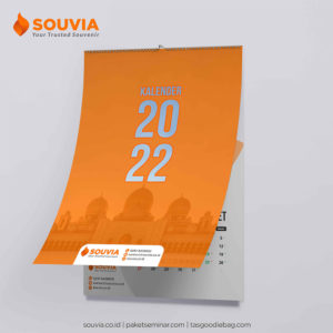 souvenirkantor5.jpg souvenir untuk kantor wajib dimiliki berupa kalender