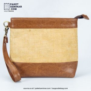 pouch
