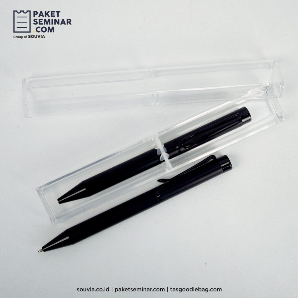 Pulpen besi Lamy adalah contoh seminar kit eksklusif yang dapat dibranding dengan teknik grafir