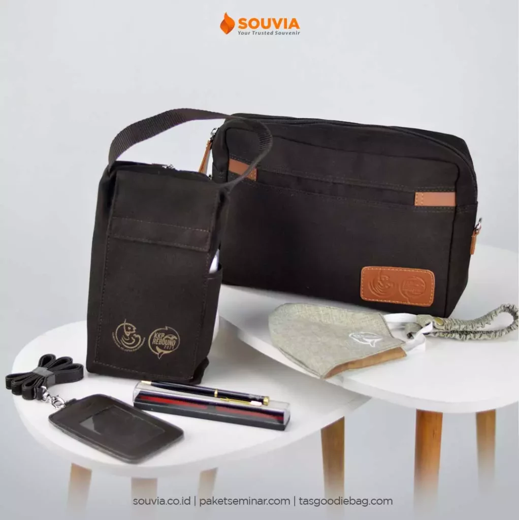 Souvenir perusahaan