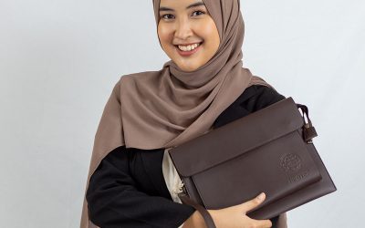Mengapa Memilih Pouch Kulit Sintetis Sebagai Souvenir?