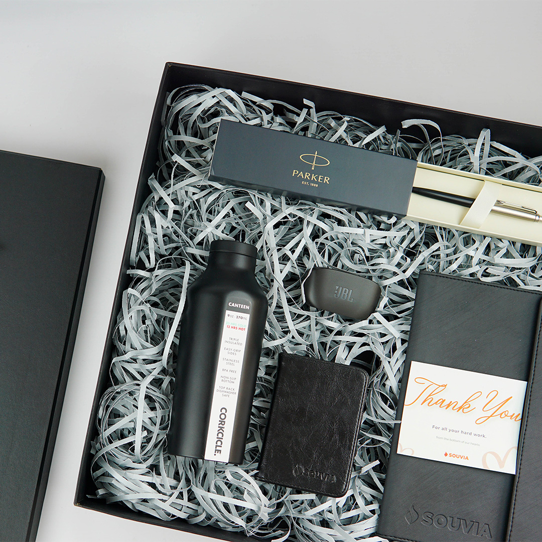 Tumbler minum model sport cocok untuk dijadikan souvenir perlengkapan workshop bertemakan olahraga