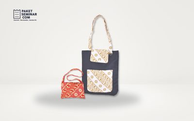 7 Inspirasi Desain Totebag Batik untuk Souvenir Unik dan Berkesan